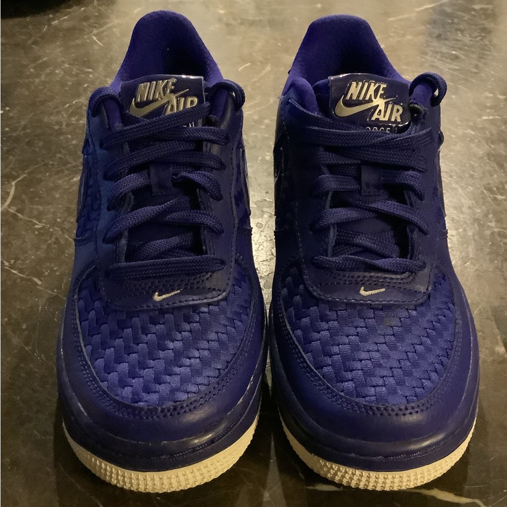 Nike Air Force 1 # 820488-400 boys 4y
